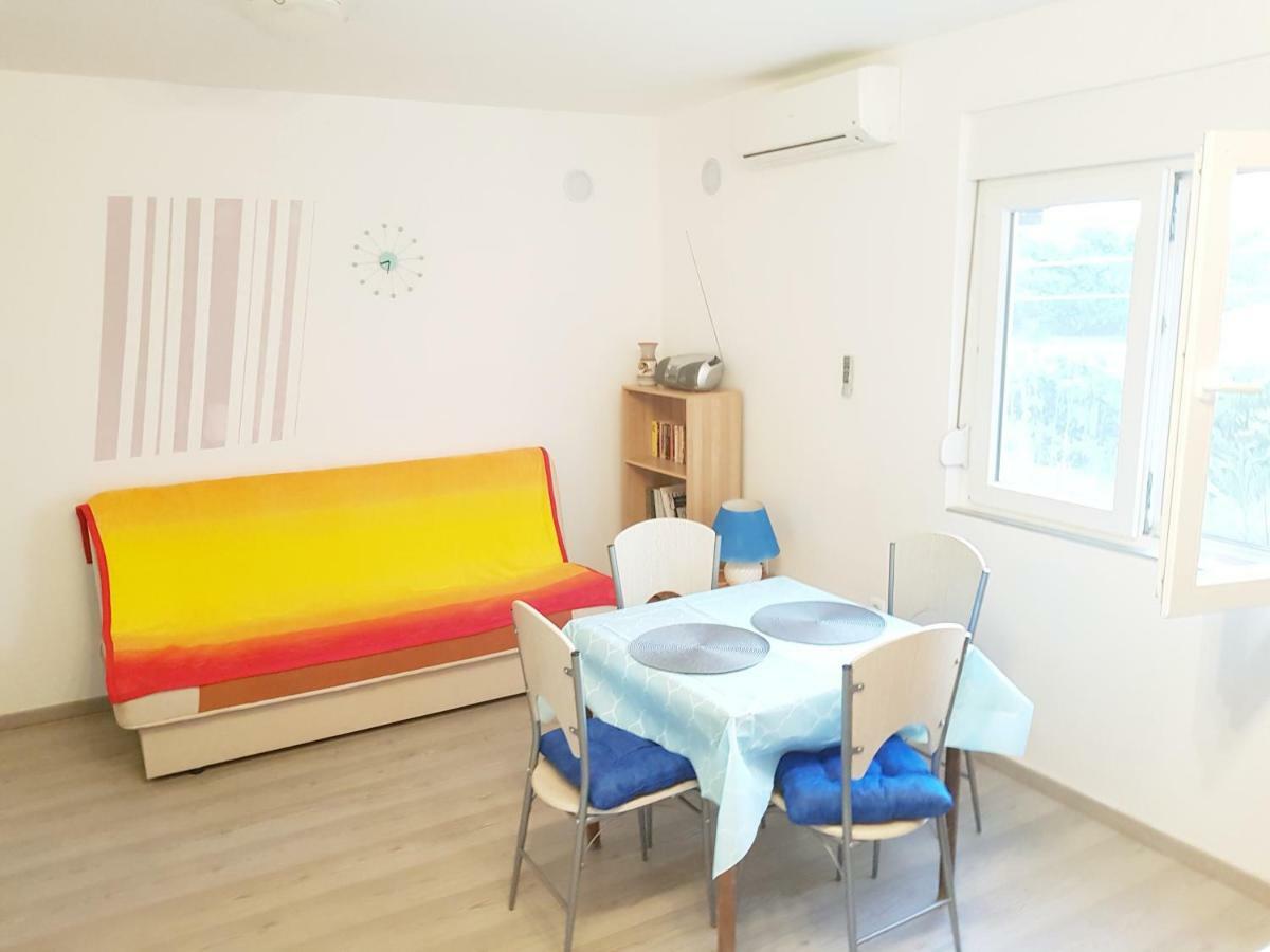Apartment Brigitte Vrsi Esterno foto
